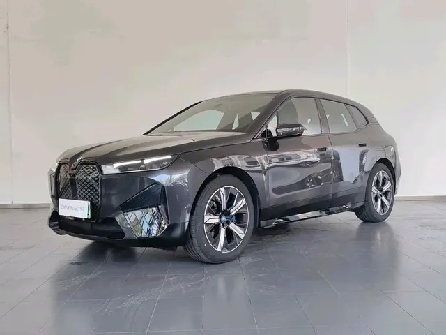 BMW iX 2023 Facelift xDrive40