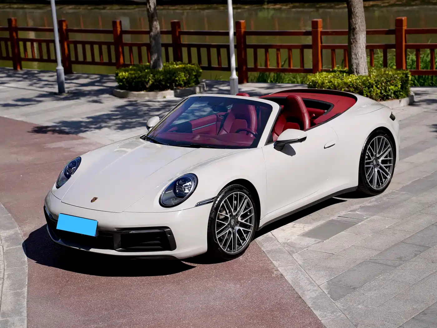 Porsche 911 2023 Carrera Cabriolet 3.0T