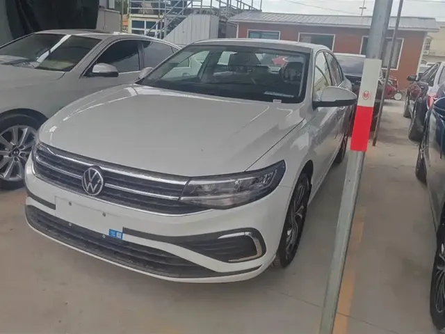 Volkswagen Bora 2025 200TSI DSG Joy Ride Navigation Edition