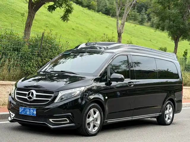 Mercedes-Benz Vito 2018 2.0T Elite Edition 7-Seater China V