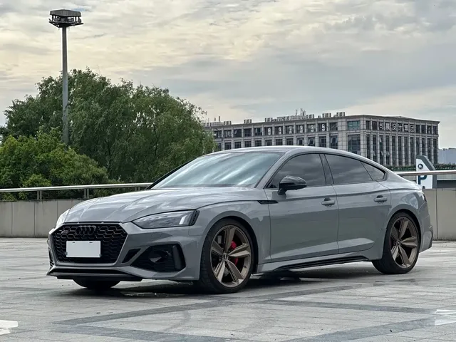 Audi RS 5 2023 Model RS 5 2.9T Sportback Dark Gold Edition