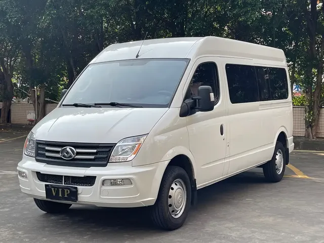 SAIC Maxus Xintu V80 2023 2.0T AMT Classic Aoyun Long Wheelbase Medium Roof 6/7/8/9 Seats