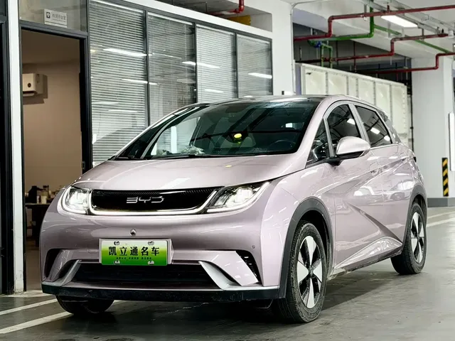 BYD Dolphin 2023 420km Fashion Edition