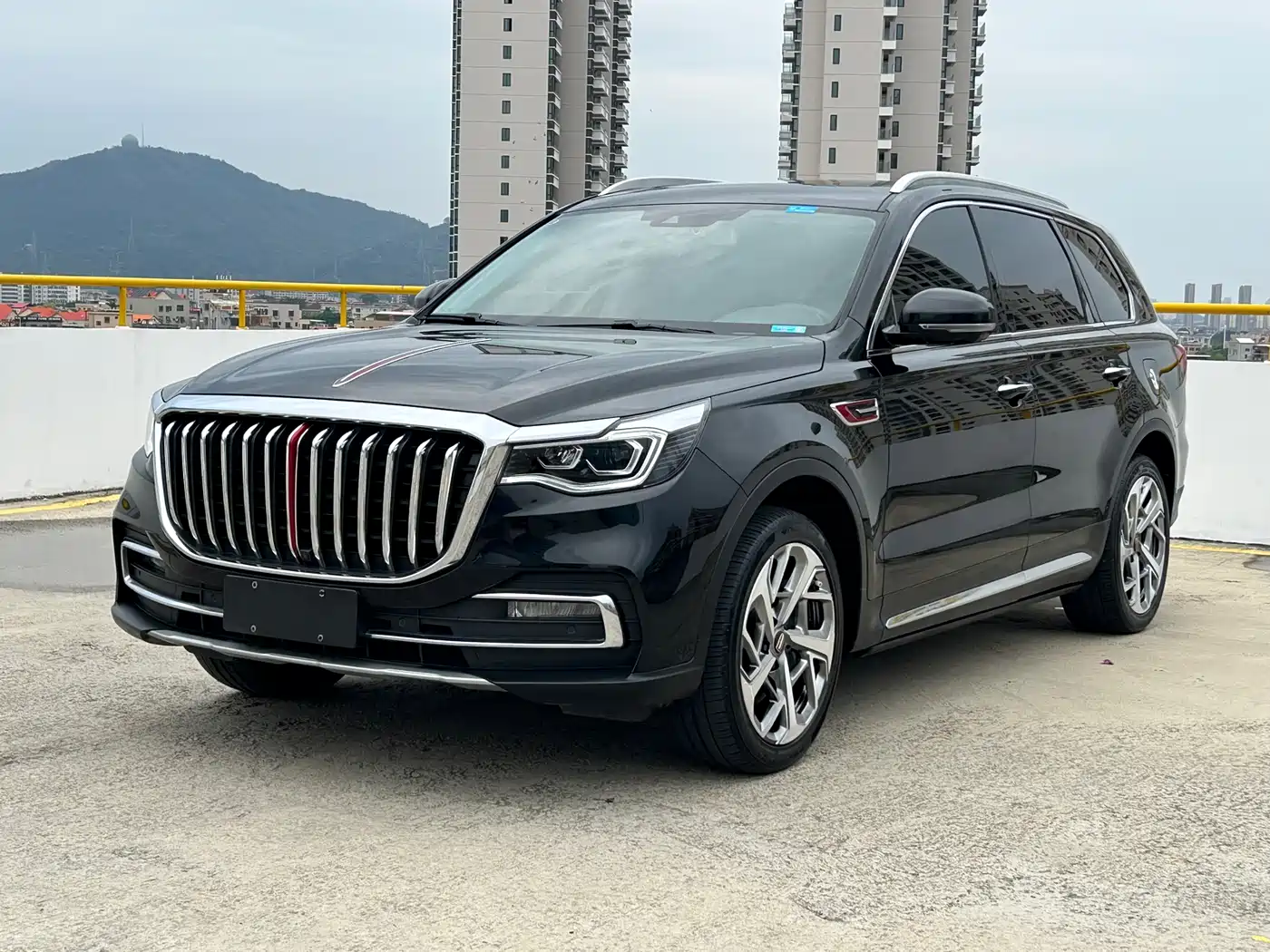 Hongqi HS7 2022 2.0T DCT 2WD ZhiLian QiChang Edition 7-seater