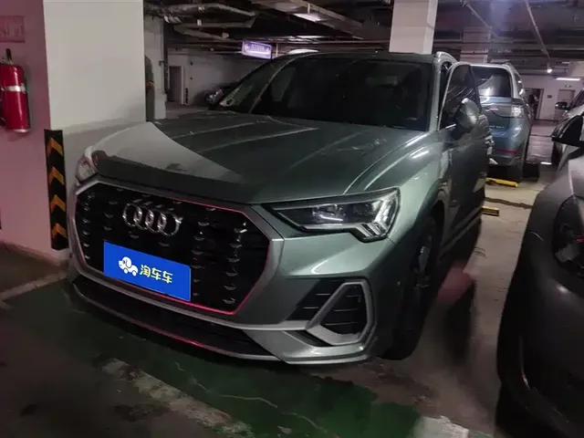 Audi Q3 2021 35 TFSI Fashion Sport