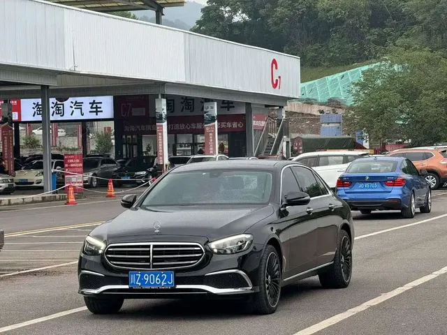 Mercedes-Benz E-Class 2022 E 260 L
