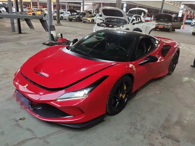 Ferrari F8 2019 Tributo 3.9T V8