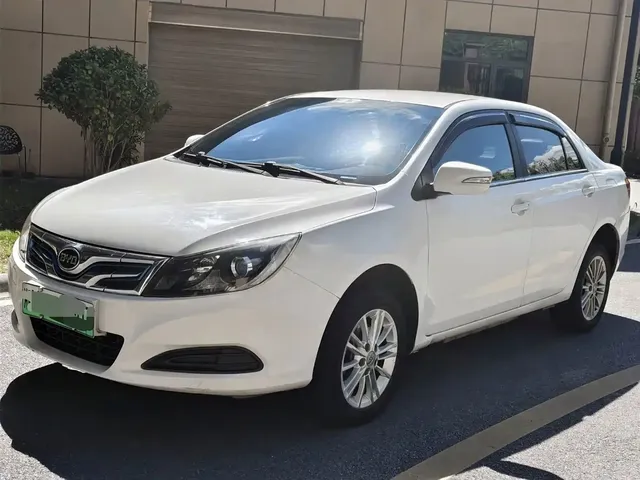 BYD e5 2018 450 Connected Enjoyment