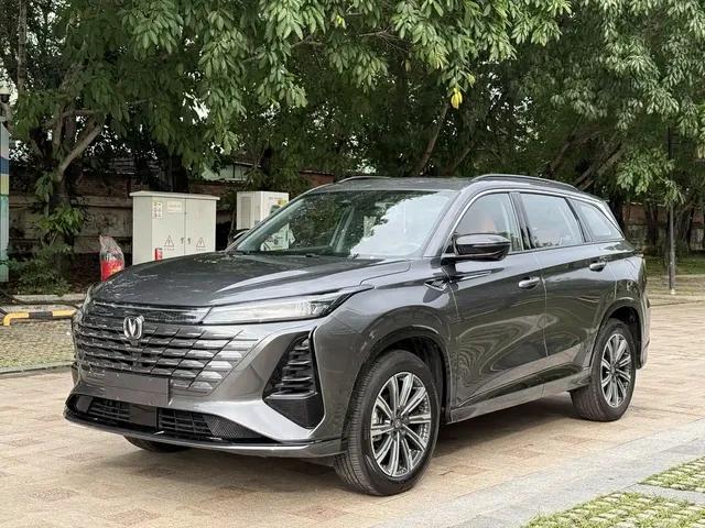 Changan CS75 PLUS 2024 3rd Generation Champion Edition 1.5T Smart Drive Power Type