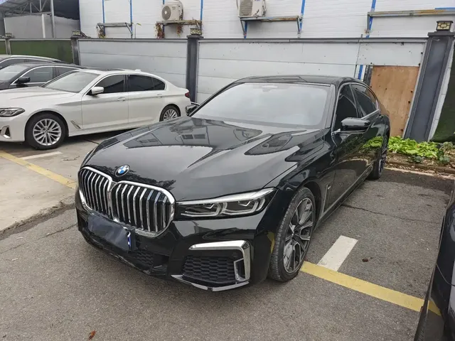 BMW 7 Series 2019 740Li Leading M Sport Package