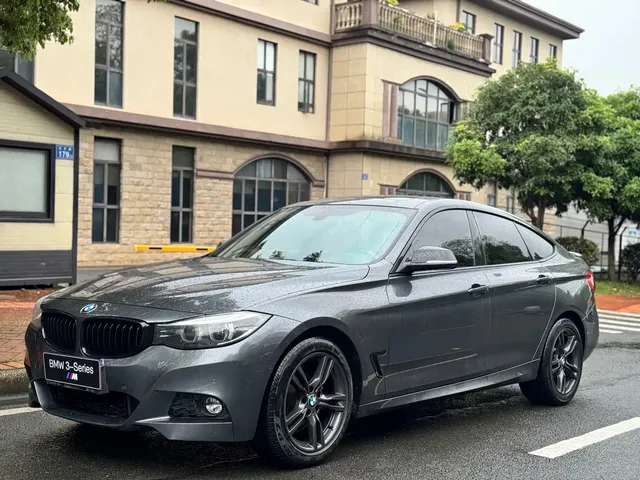 BMW 3 Series GT 2019 320i M Sport Model