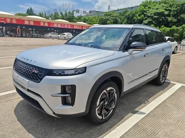 Chery Tiggo 7 C-DM 2025 1.5T 120KM Royal