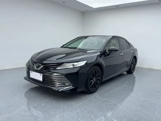 Toyota Camry 2019 Facelift 2.0G Luxury Edition