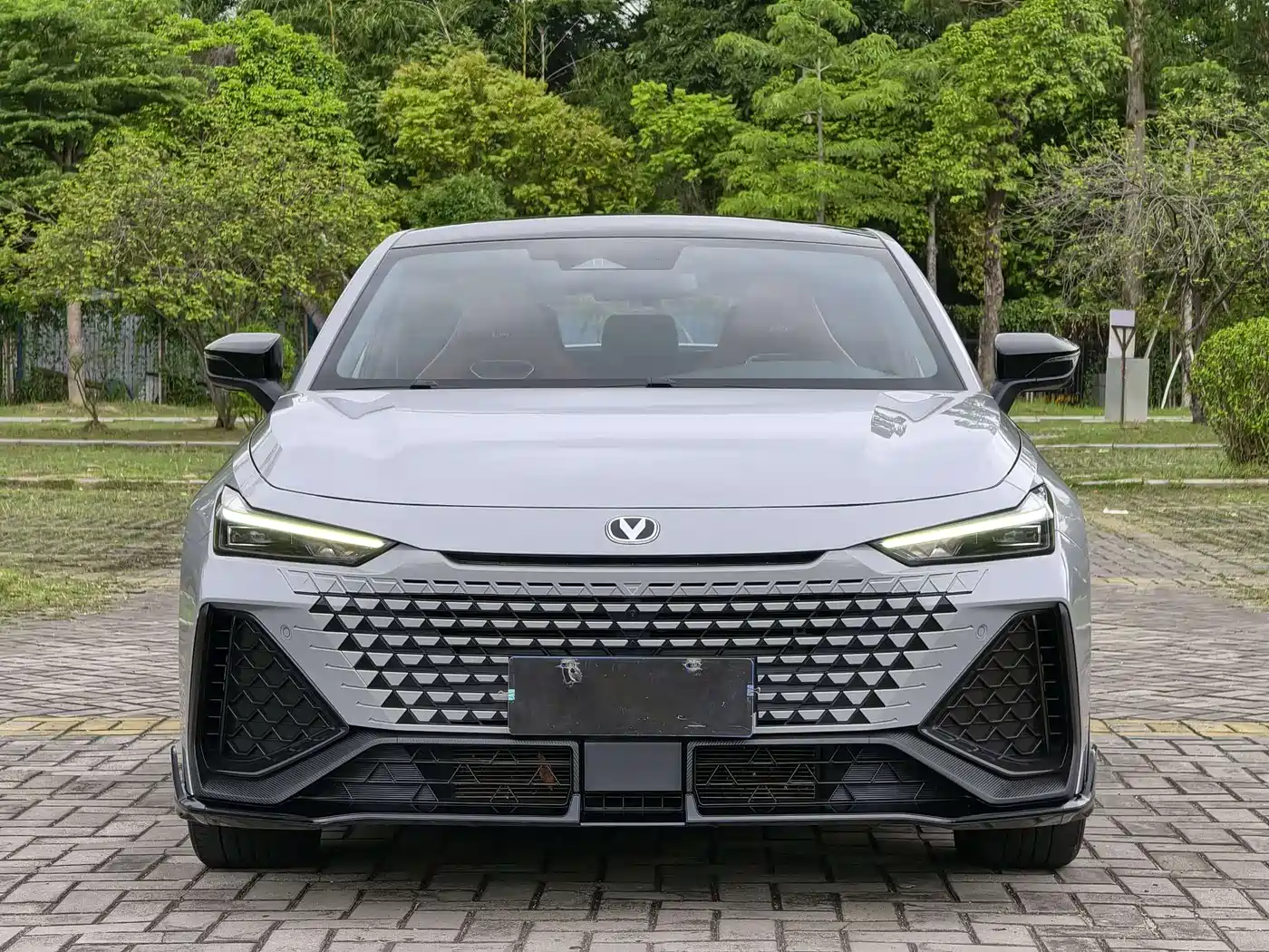 Changan UNI-V 2023 2.0T Leading Speed Edition