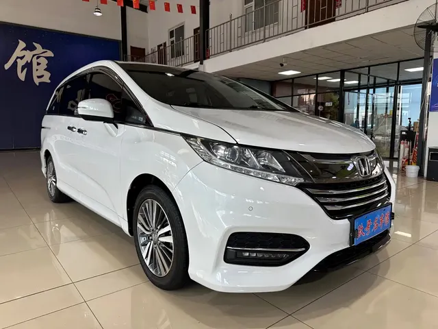 Honda Odyssey 2018 2.4L Luxury Edition