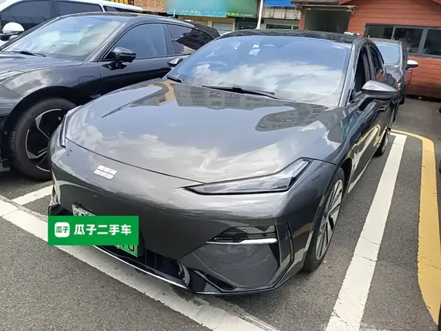 Geely Galaxy E8 2024 665km RWD Starship Voyager Edition