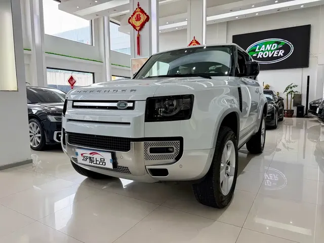 Land Rover Defender 2022 Model 90 2.0T P300 Tiger Ambition Edition