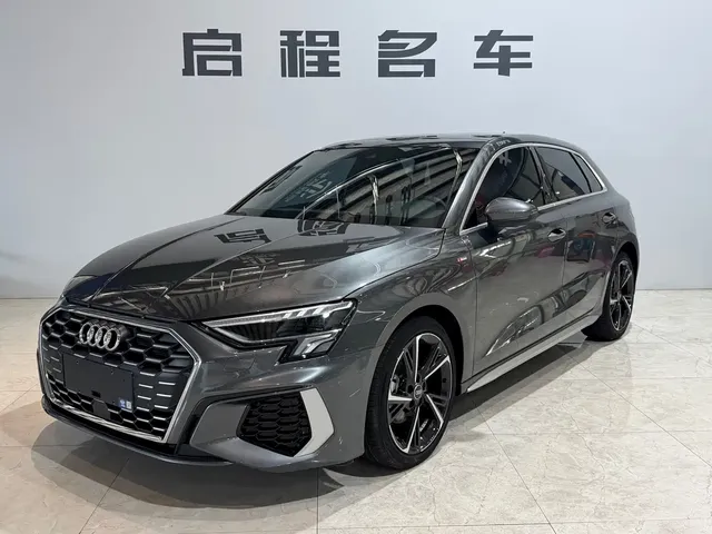 Audi A3 2023 Sportback 35 TFSI Fashion Sport