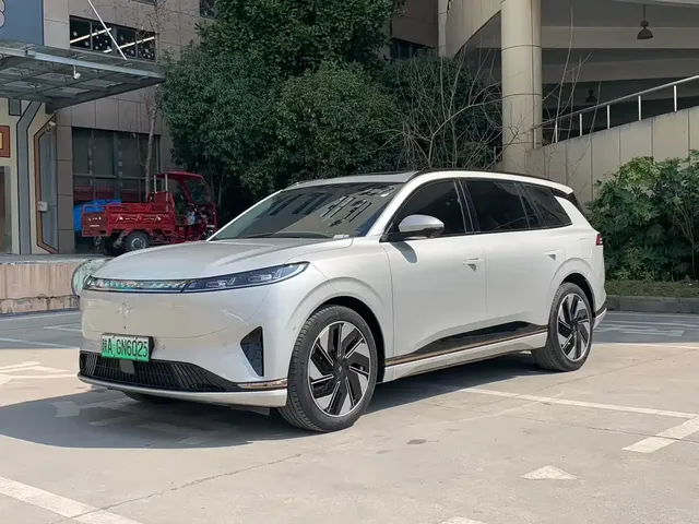 Dongfeng Yipai eπ008 2024 210Max Range Extender 6-Seater