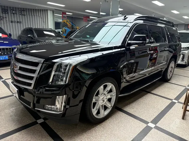 Cadillac Escalade 2017 6.2L ESV Platinum Extended