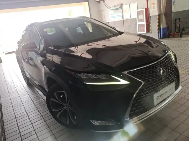 Lexus RX 2020 Facelift 300 AWD Elegance Edition