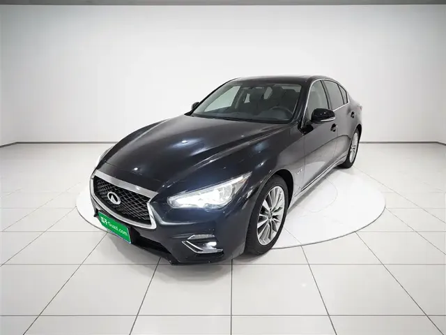 Infiniti Q50L 2018 2.0T Premium Edition China V