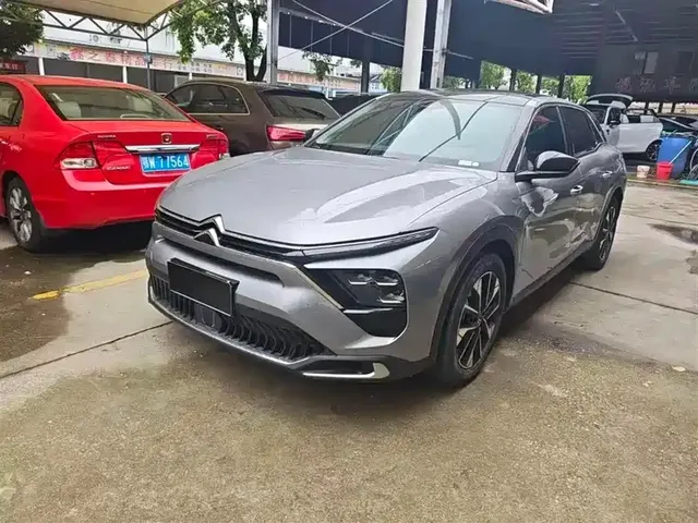 Citroën Versailles C5 X 2022 1.6T Enjoy Extraordinary Tiger Year Opening Edition