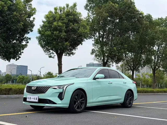 Cadillac CT4 2022 28T Luxury Model