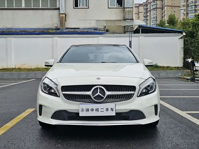 Mercedes-Benz A-Class (Import) 2016 A 200 Dynamic