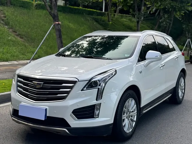 Cadillac XT5 2018 28E AWD Technology Model