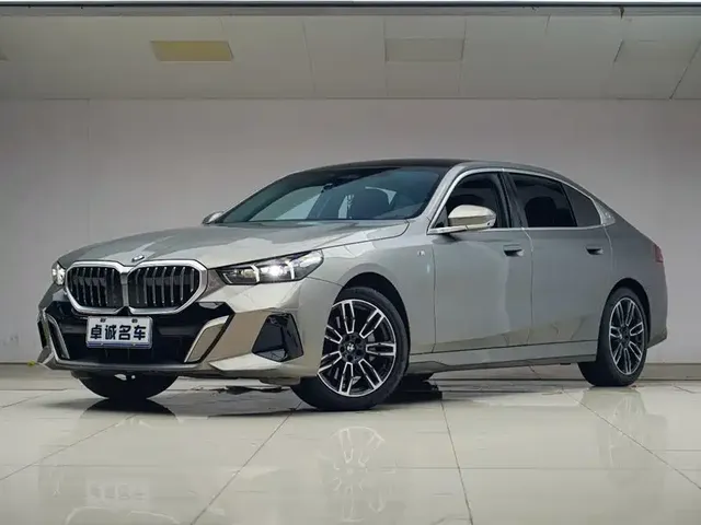 BMW 5 Series 2024 530Li Leading M Sport Package