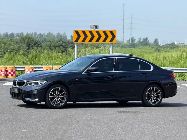 BMW 3 Series 2022 320Li M Sport Package