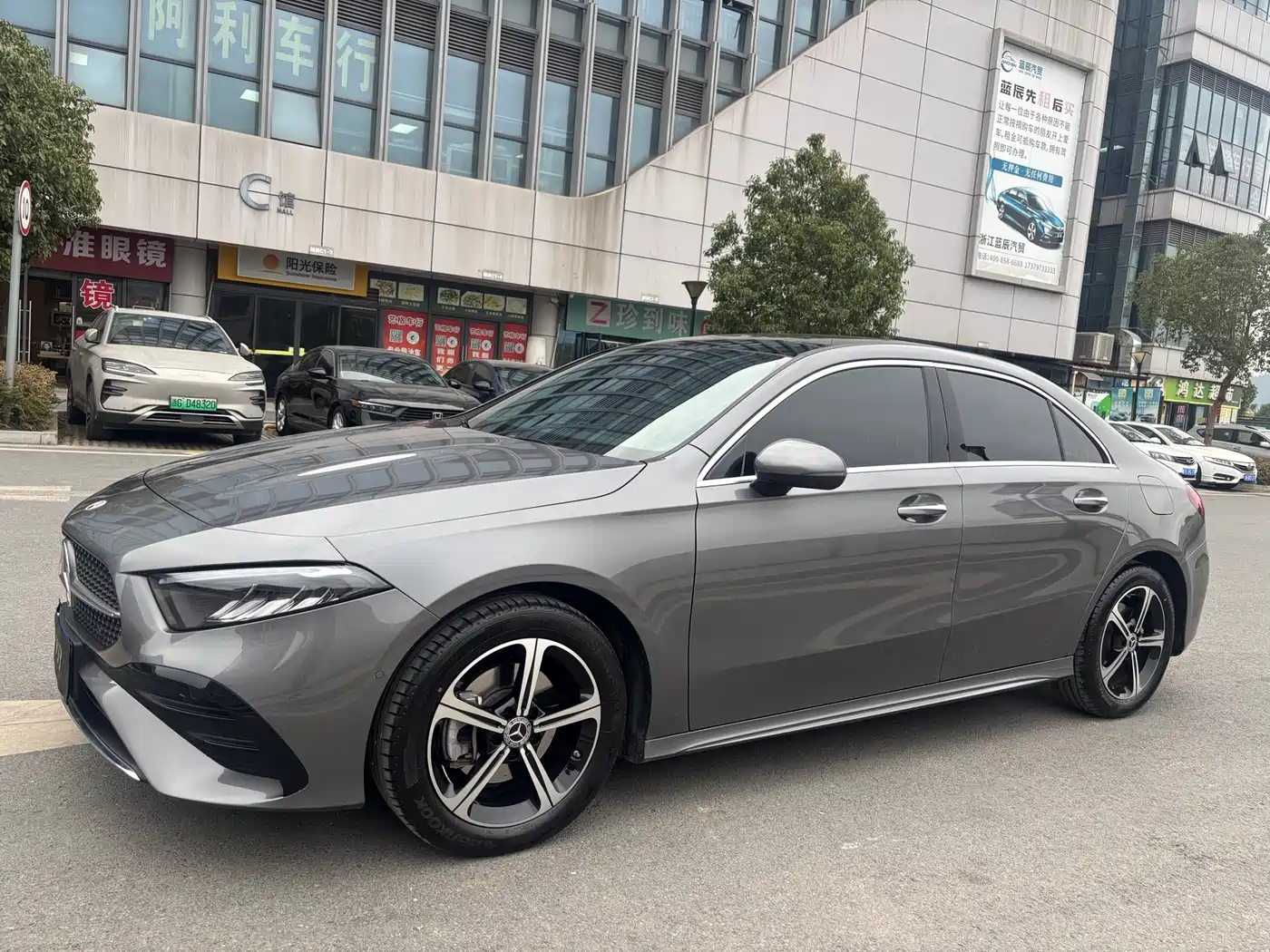 Mercedes-Benz A-Class 2025 Facelift A 200 L Fashion Edition
