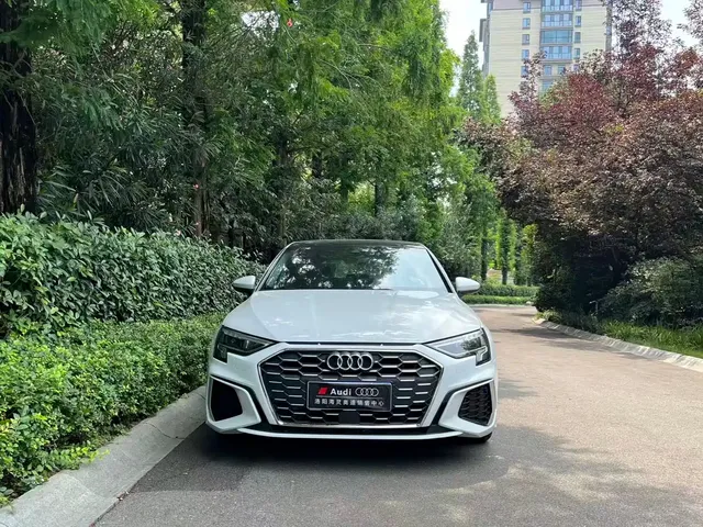 Audi A3 2023 Sportback 35 TFSI Fashion Sport