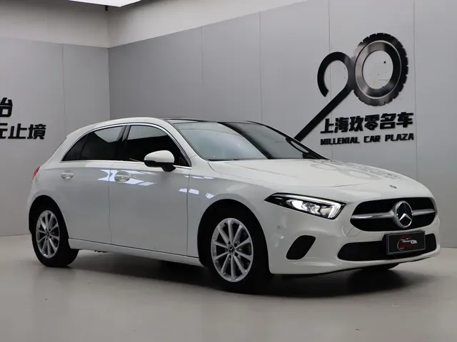 Mercedes-Benz A-Class (Import) 2019 A 200 Fashion Version