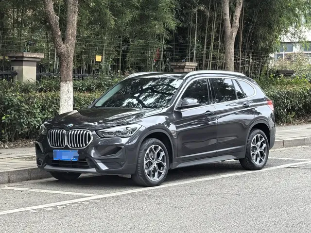 BMW X1 2022 sDrive25Li Leading
