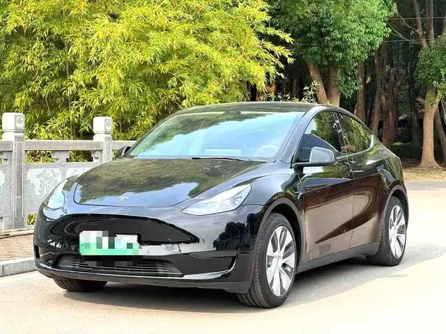 Tesla Model Y 2022 Facelift Rear-Wheel Drive Version