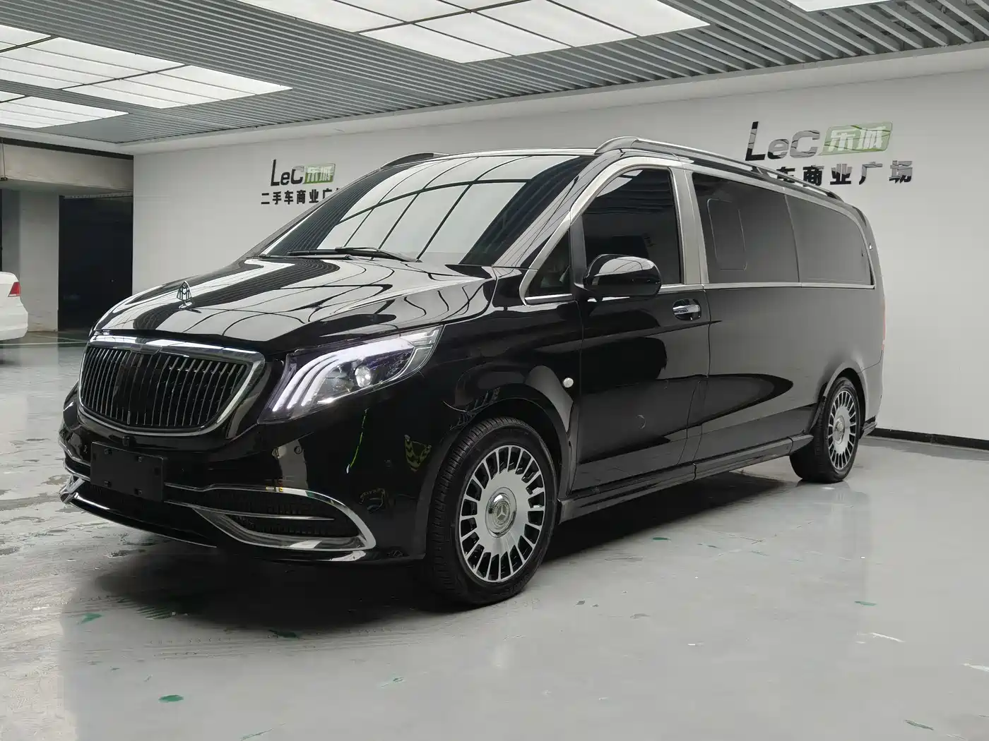 Mercedes-Benz Vito 2021 2.0T Elite 9-Seater