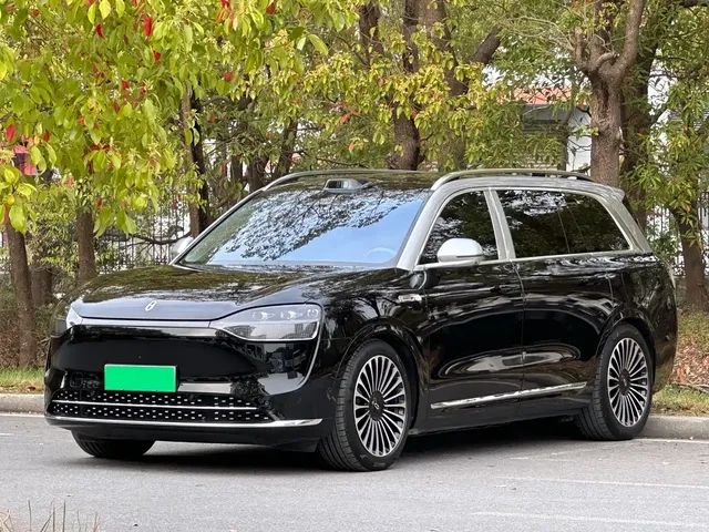 AITO Wenjie AITO M9 2025 Extended Range Ultra 52kWh 6-Seater