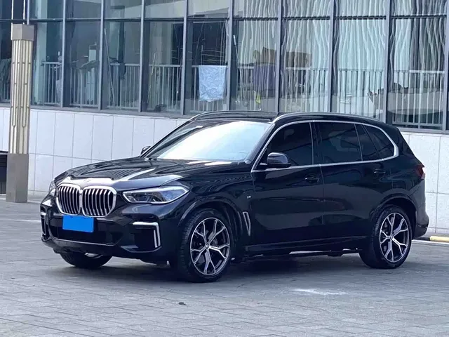 BMW X5 2022 Model xDrive 40Li M Sport Package