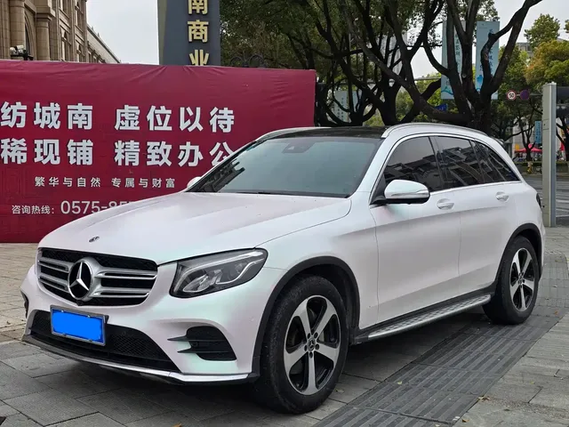 Mercedes-Benz GLC 2018 Facelift GLC 260 4MATIC Luxury