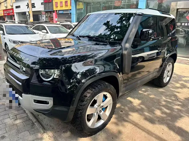 Land Rover Defender 2021 90 P400 Classic Replica Edition
