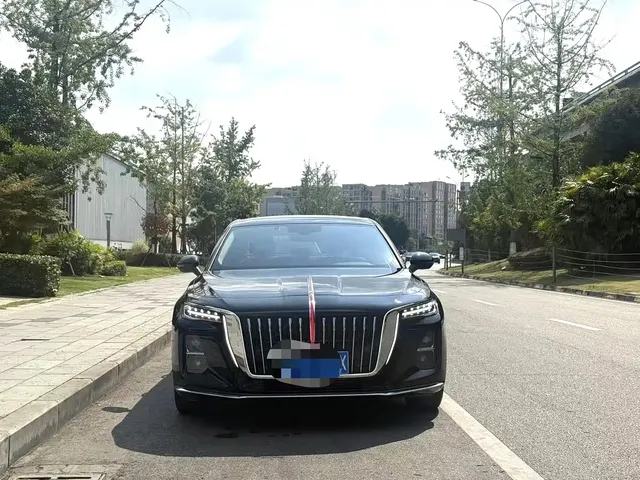 Hongqi H5 2025 1.5T DCT Qiyue 500,000 Units Commemorative Edition