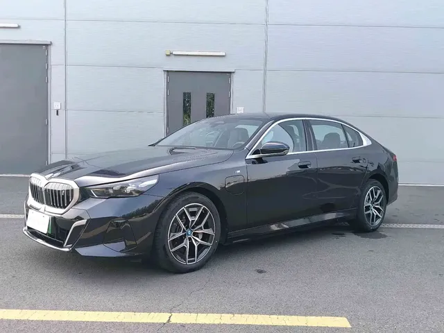 BMW i5 2025 eDrive 40L M Sport Package