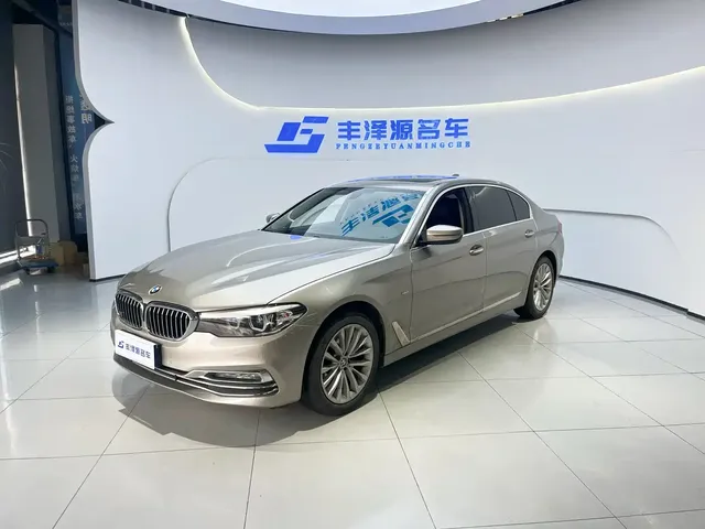 BMW 5 Series 2018 525Li Luxury Package