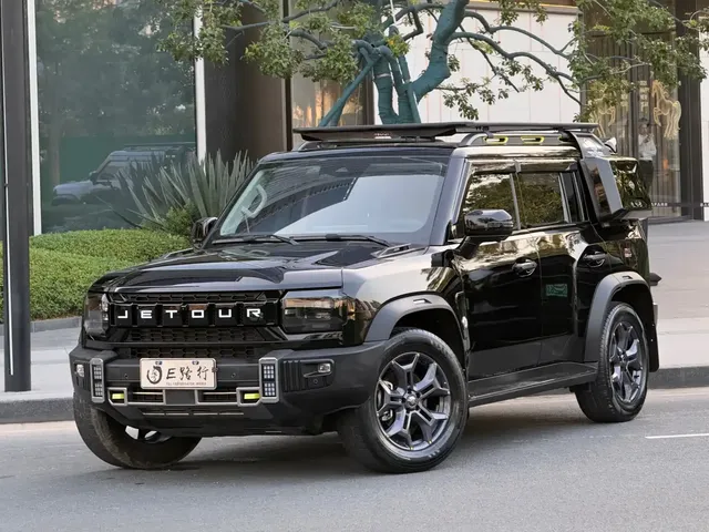 Jetour Traveler 2023 2.0T 4WD Cross