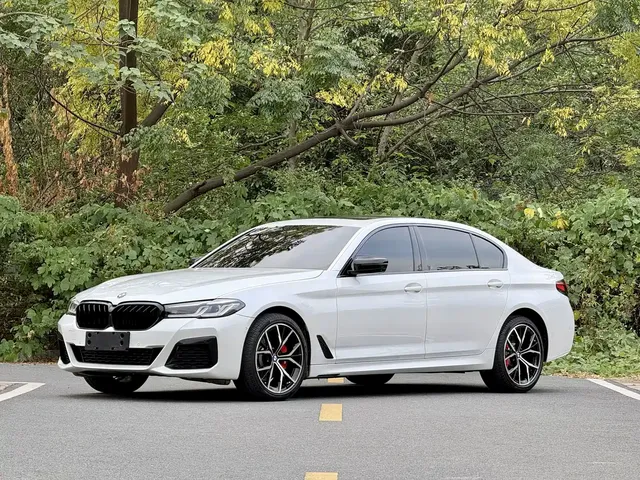BMW 5 Series 2023 530Li Leading M Sport Package