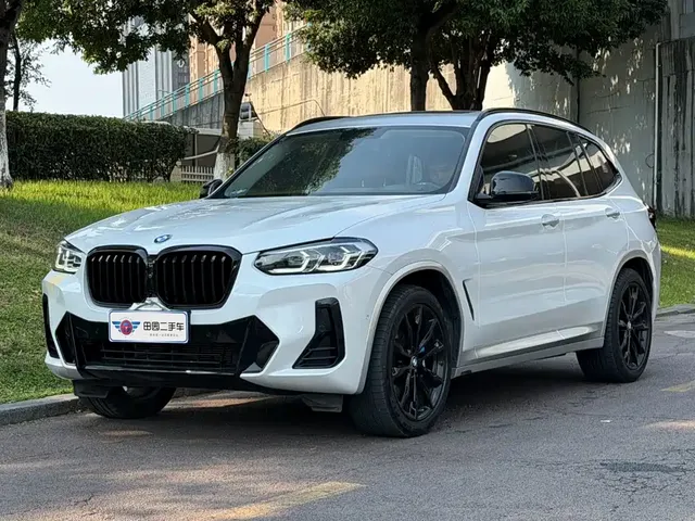 BMW X3 2023 xDrive30i Leading M Night Package