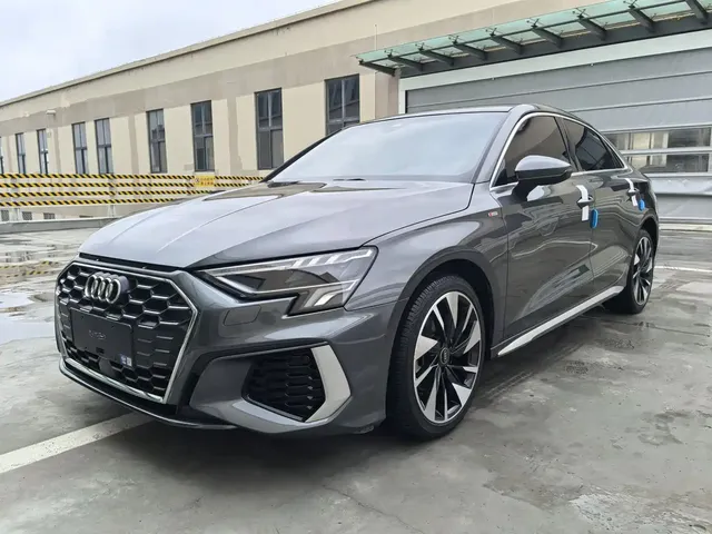 Audi A3 2023 Facelift A3L Limousine 35 TFSI Fashion Sport