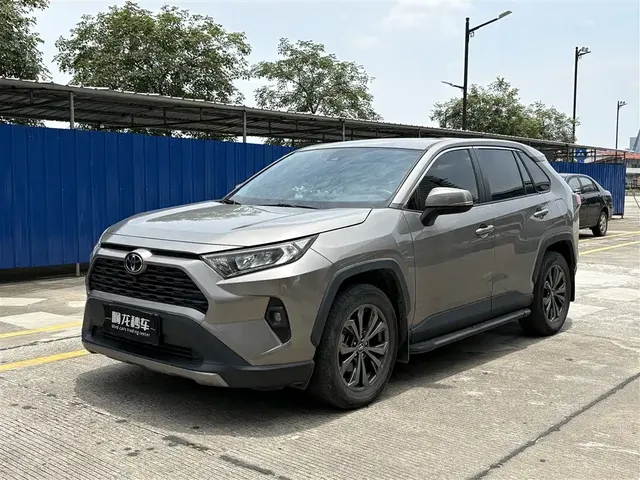 Toyota RAV4 Rongfang 2023 2.0L CVT 2WD Fashion Edition